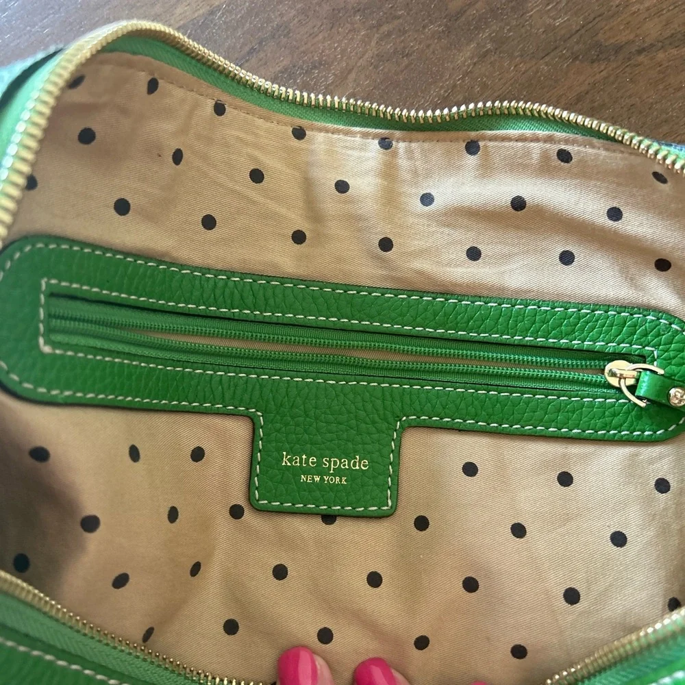 Kate Spade Bright Green Pebbled Leather Shoulder Bag with Tassel - Picture 8 of 12